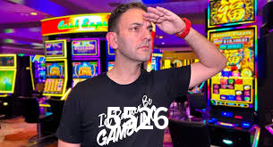 A Ascensão dos Esportes Eletrônicos: Um Novo Paradigma no Entretenimento